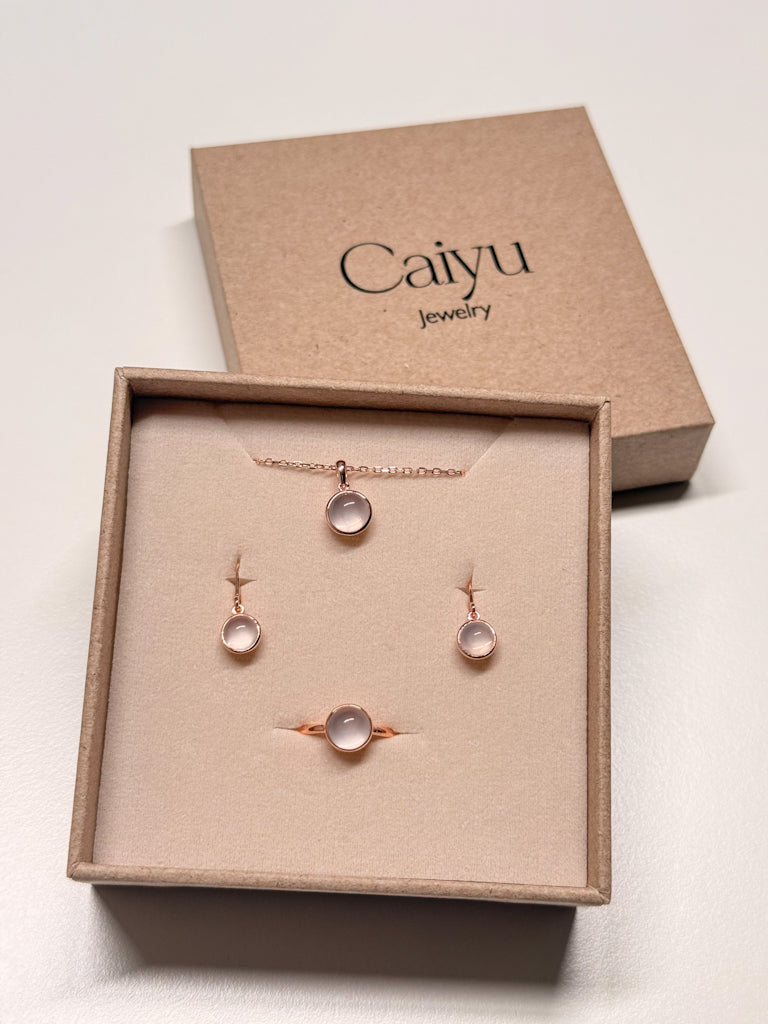 Caiyu Churora Rose Quartz Necklace