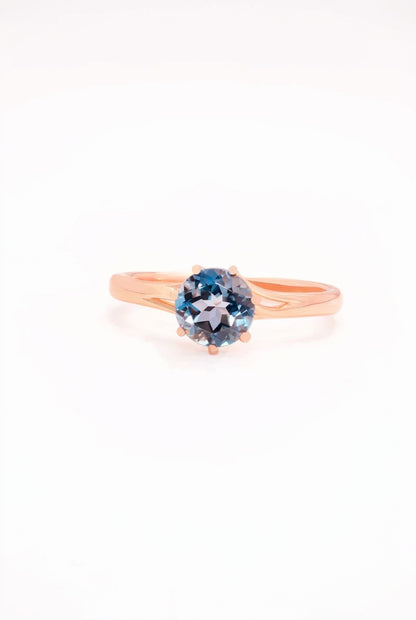 Caiyu Vine Blue Topaz Ring